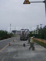 滨海公路压浆现场