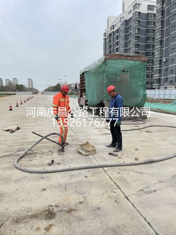 道路压浆工程队：公路养护注意事项