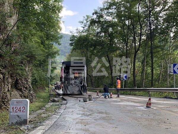 道路压浆施工技术详解!